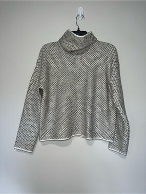 Brown and cream colored turtleneck sweater Christian Siriano Medium